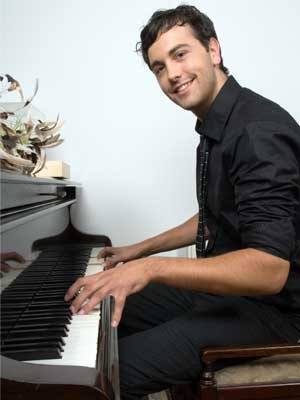 piano_lessons_child_teacher_0_m_004-300.jpeg piano_lessons_child_teacher_0_m_004-300.jpeg