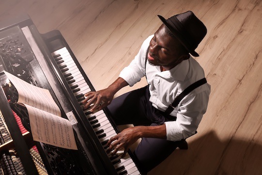 man playing jazz piano